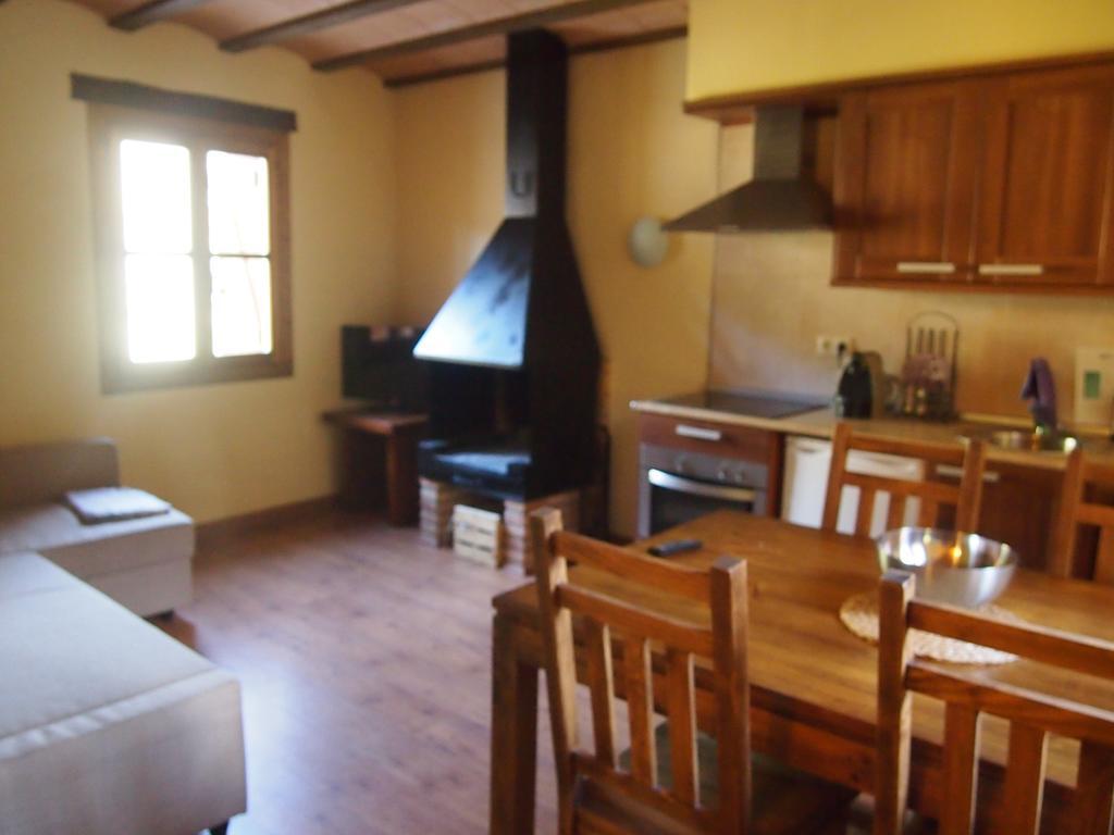 Cal Roseta Apartment Tuixen Room photo