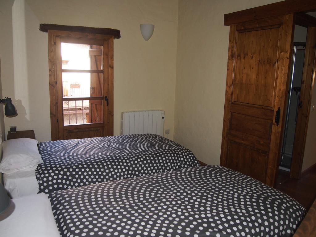 Cal Roseta Apartment Tuixen Room photo