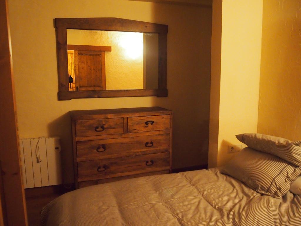 Cal Roseta Apartment Tuixen Room photo